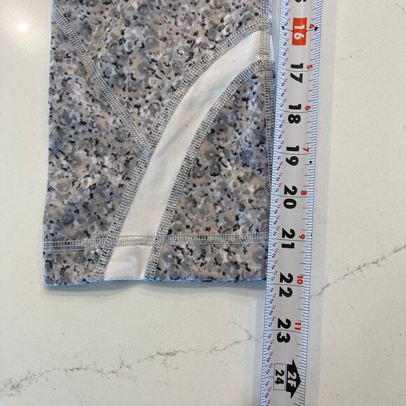 Lululemon Run Inspire Crop II All Luxtreme Capri Leggings Size 8 - Picture 7 of 9